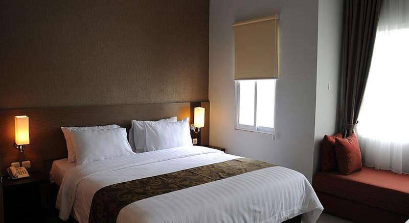Hotel Lorin New Kuta Pecatu Esterno foto