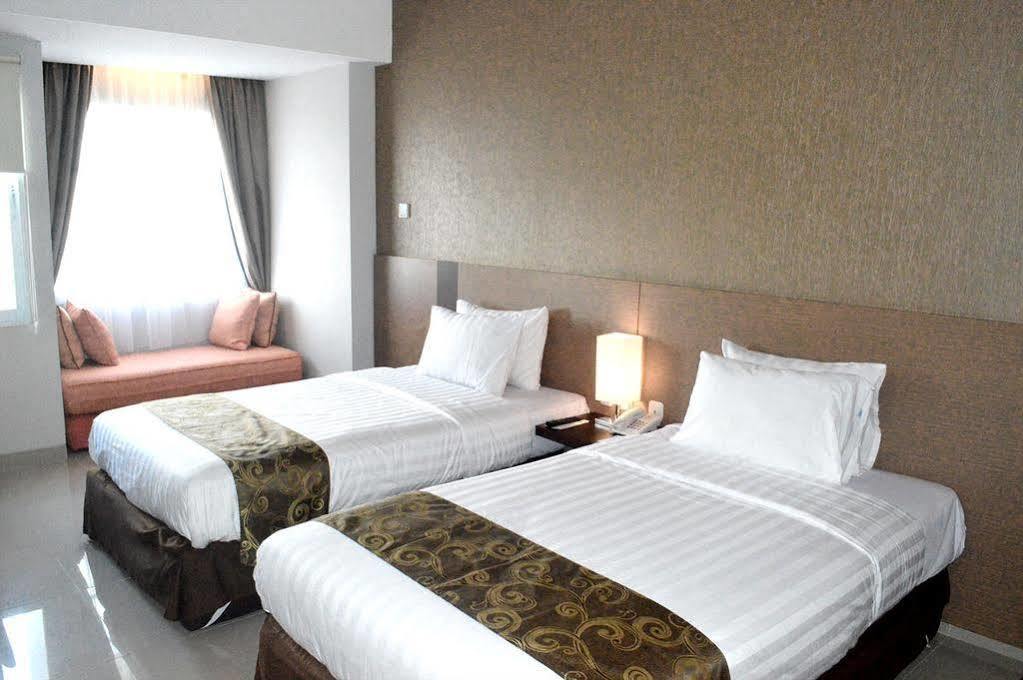 Hotel Lorin New Kuta Pecatu Esterno foto