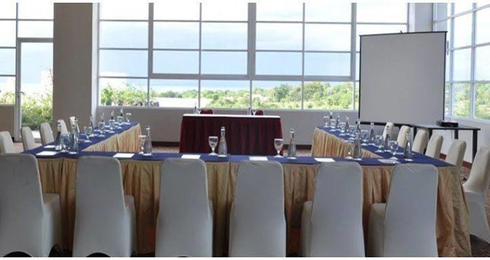 Hotel Lorin New Kuta Pecatu Esterno foto